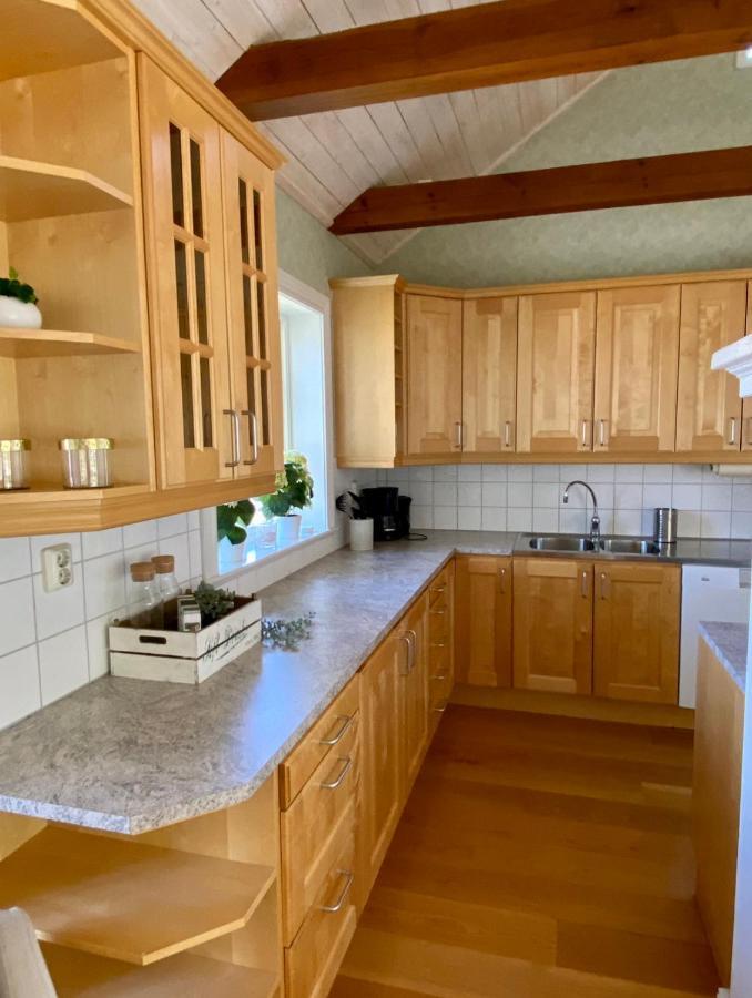 Villa I Norrtaelje Екстериор снимка
